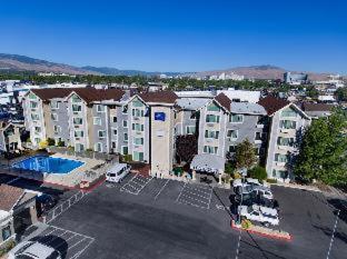 Baymont By Wyndham Reno Hotel Quarto foto